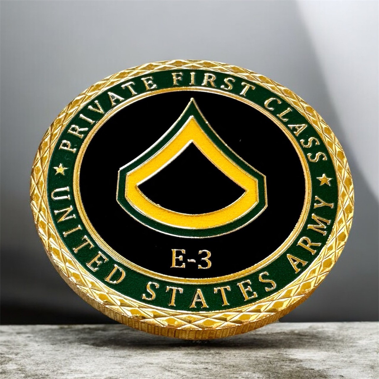 U S ARMY - Rank  PRIVATE FIRST CLASS E-3 Challenge Coin ·IN STOCK· ·GREAT GIFT·