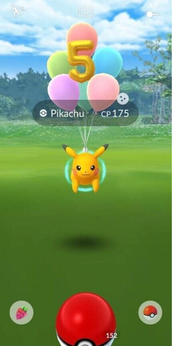 ✨ Shiny Pikachu Flying 5th Anniversary Balloons✨ -  P T C - Description