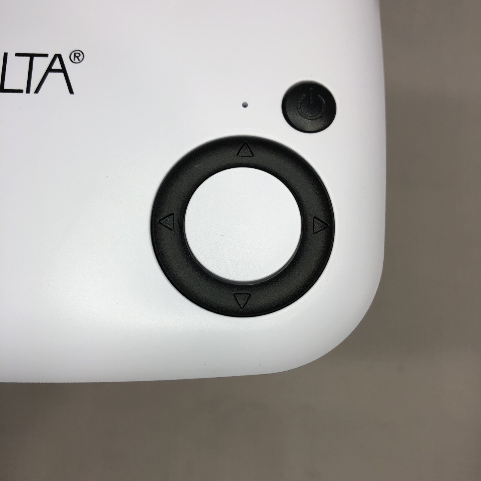 MINOLTA MINI HD PROJECTOR MN693 Working! Projector Only-No Remote Or Screen