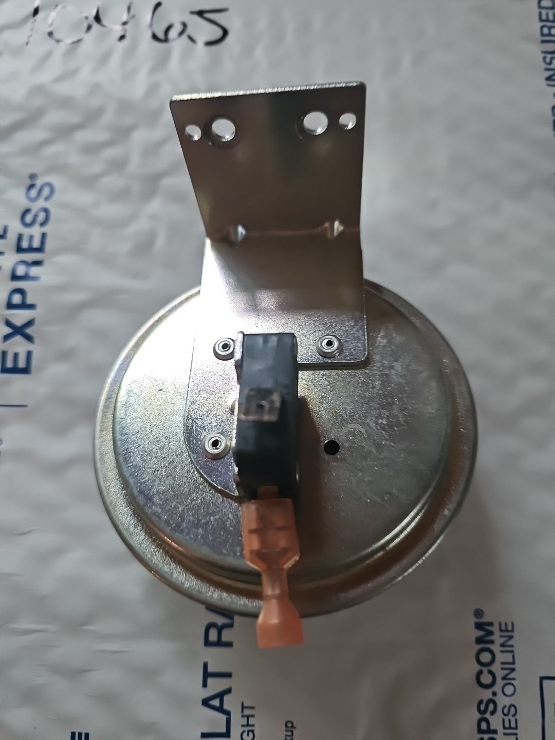 TRIDELTA FS6769-1554 Air Pressure Switch 18J3301