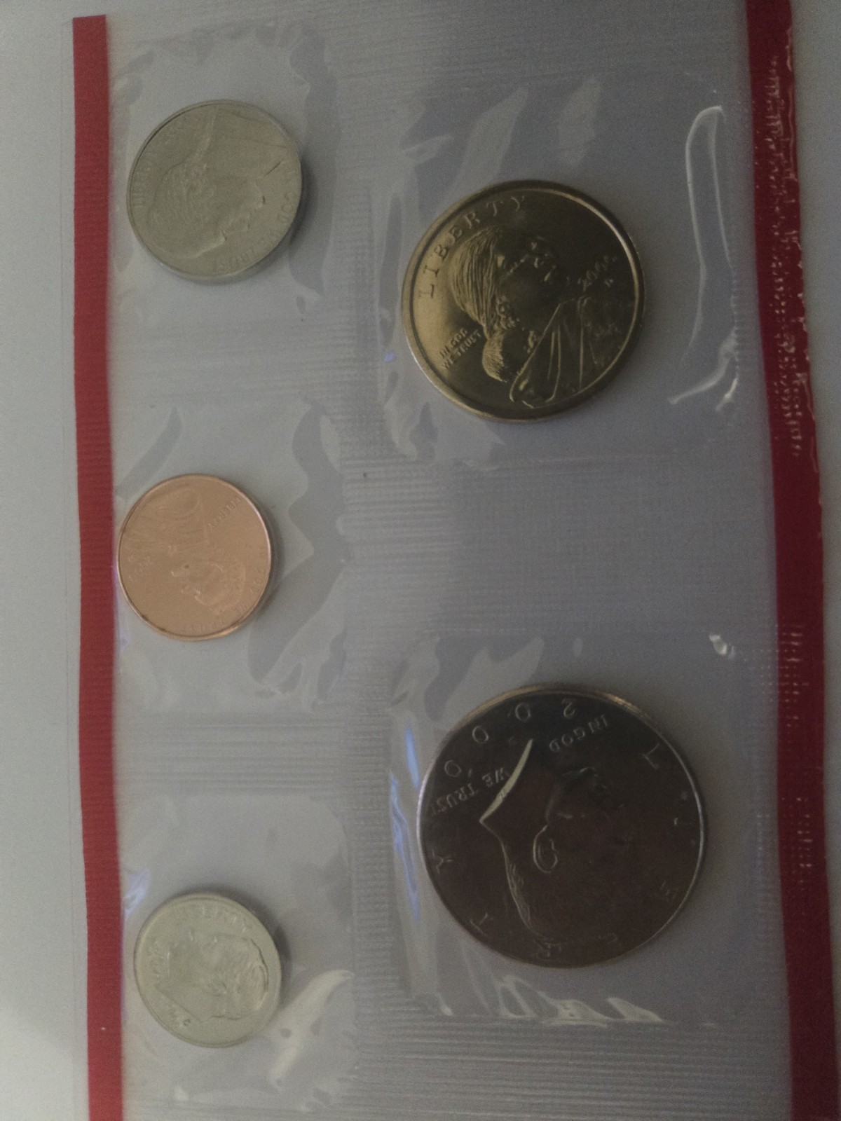 2000- D United States Mint  Uncirculated (5 Coins) Coin Set - Red No Quarters