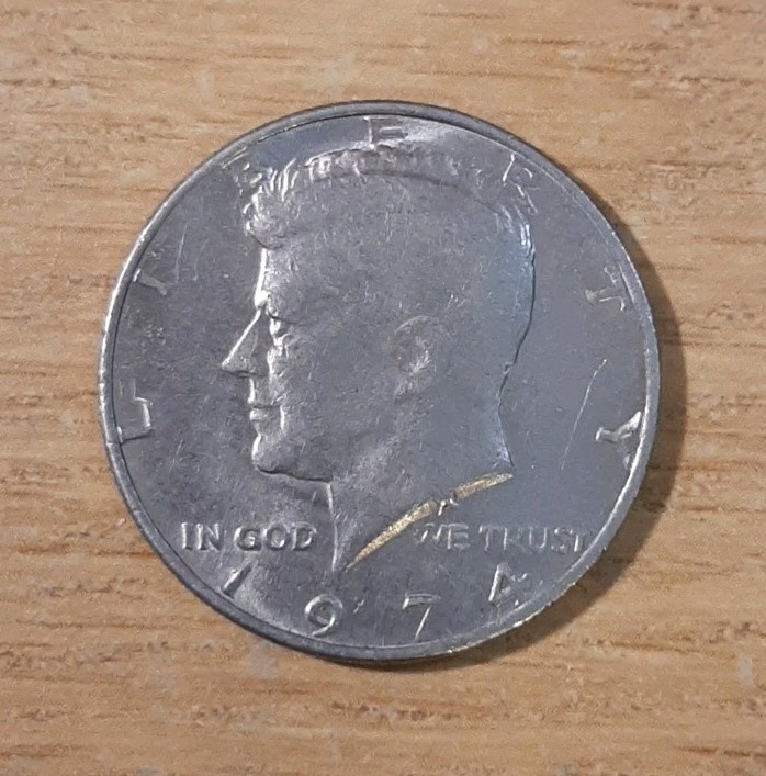 1974 JOHN F KENNEDY HALF DOLLAR FIFTY CENTS PHILADELPHIA AMERICA USA (MM15)