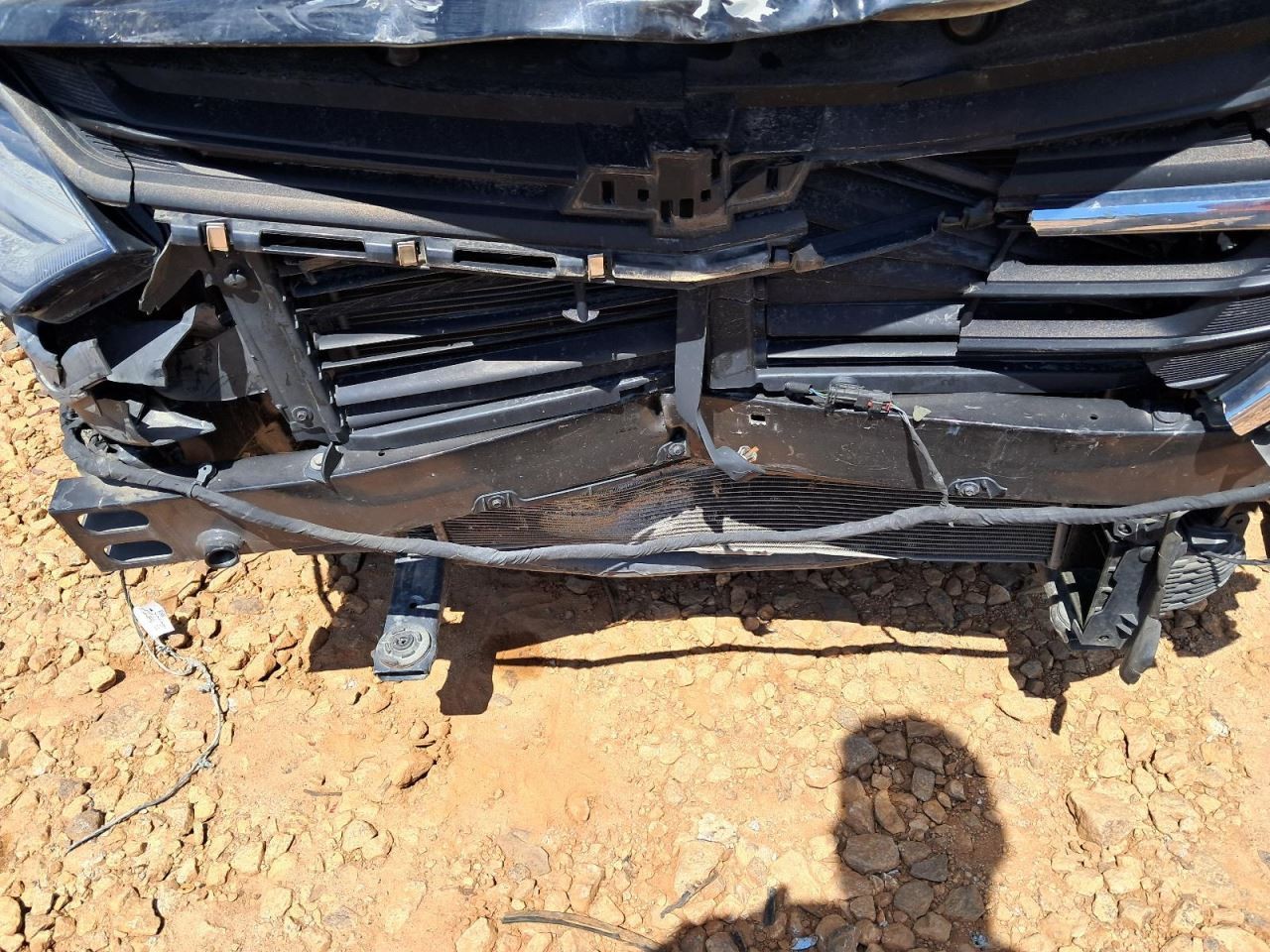 EQUINOX 2019 Glove Box 4768543