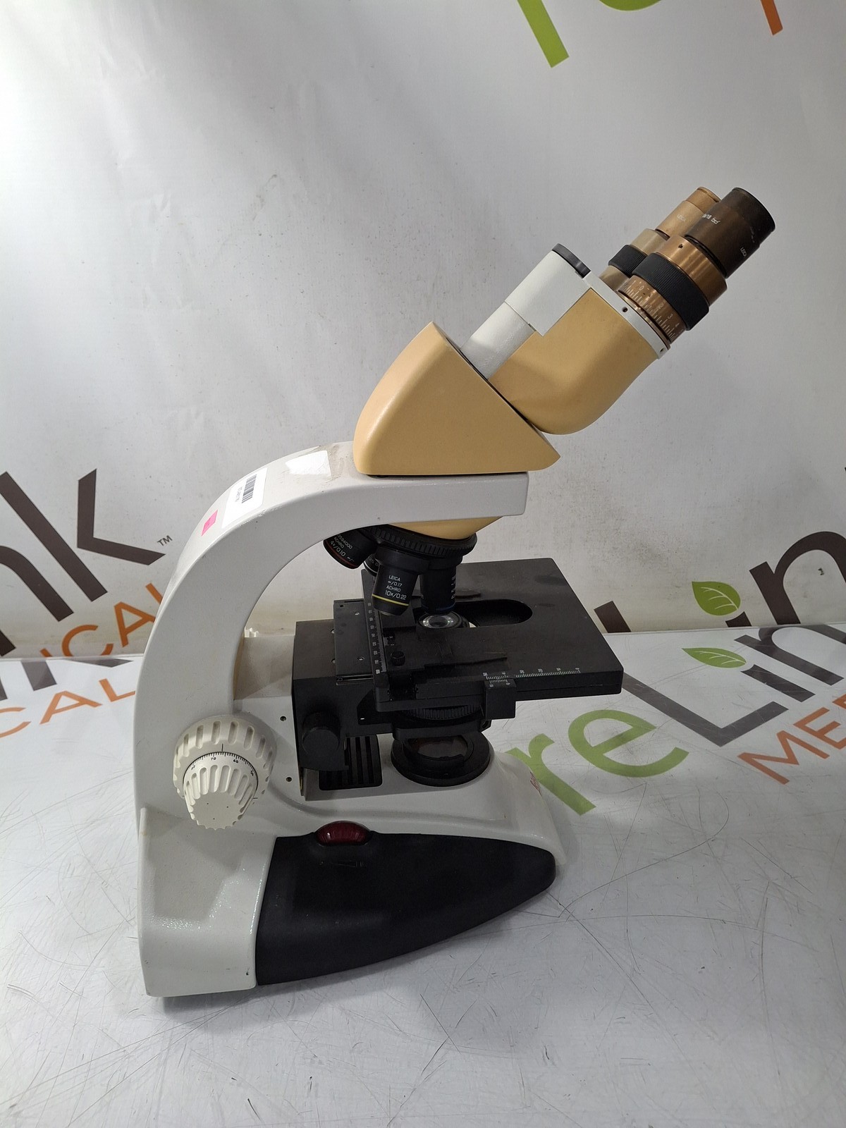 Leica DME Binocular Microscope