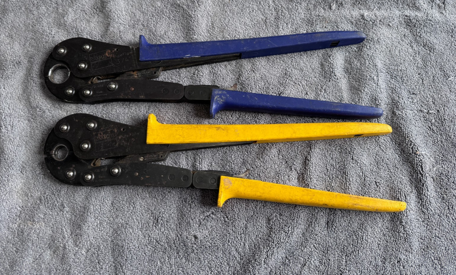 Viega PureFlow Press PEX Press Plumbing Tool 1/2" & 3/4" Hand Crimpers