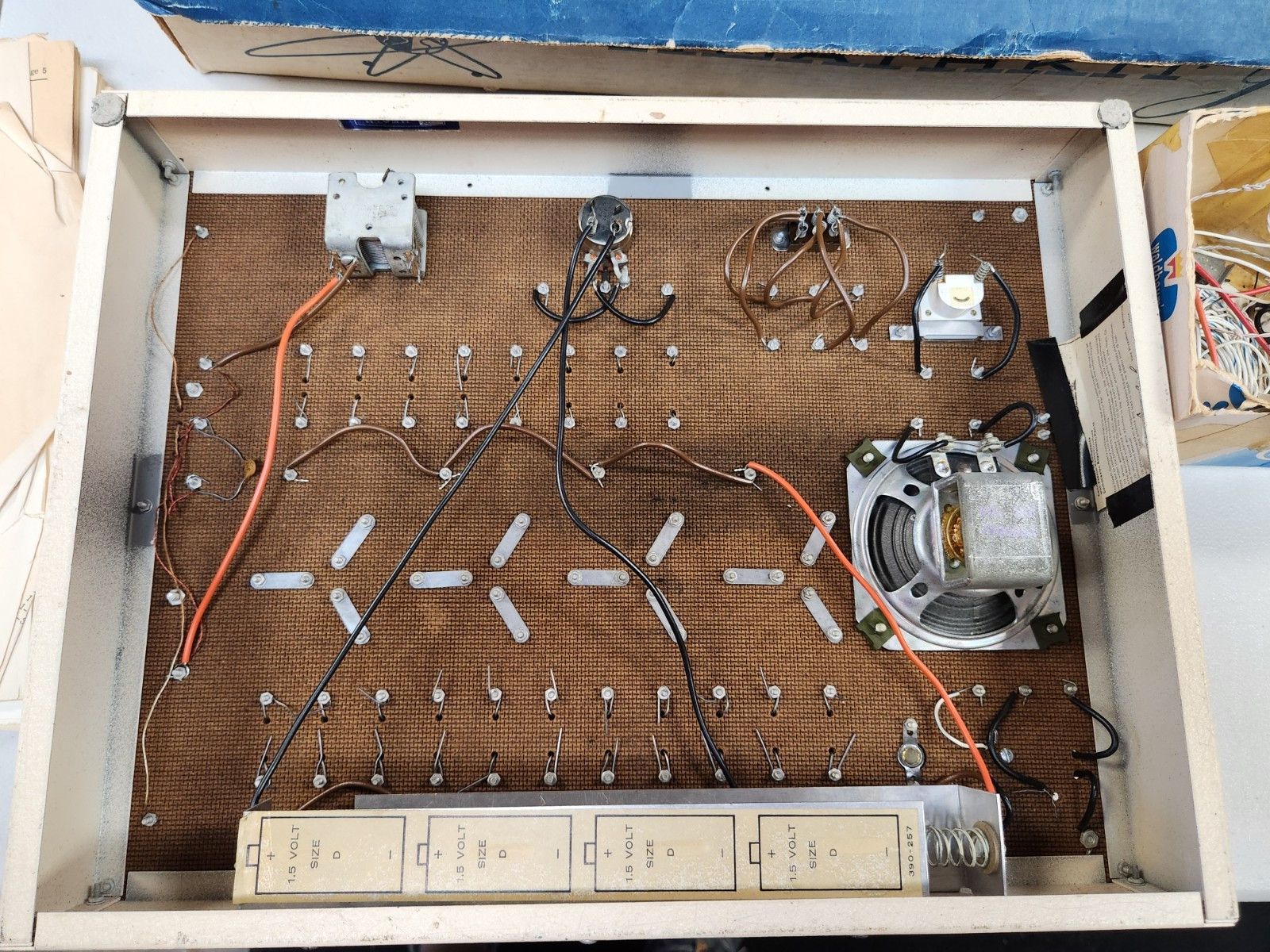 Heathkit Jr. DELUXE ELECTRONIC WORKSHOP - See Pictures & Read Description