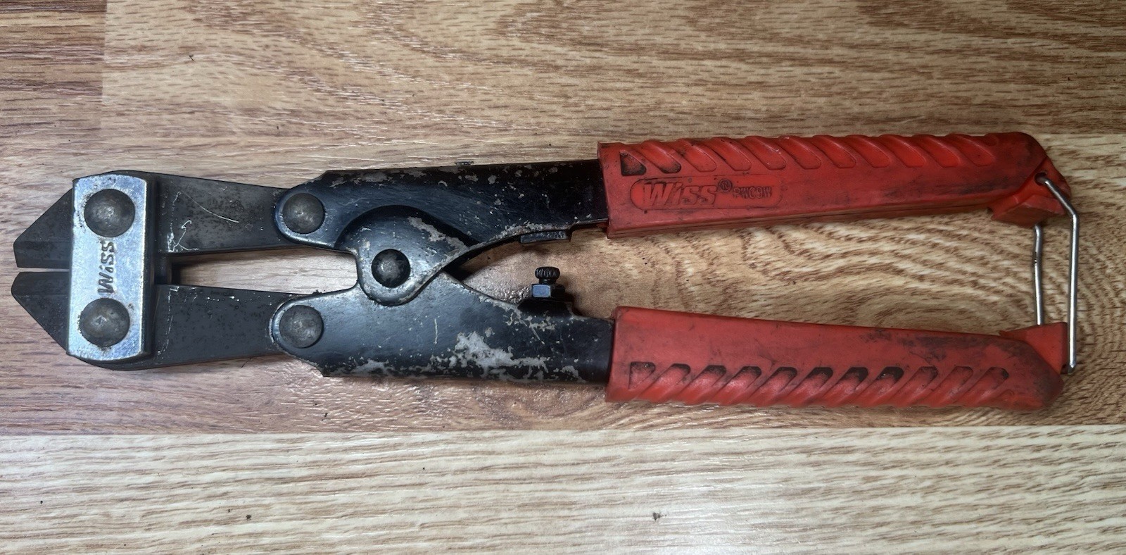 Crescent Wiss PWC9W Multi-Purpose 8 inch Wire Cutter Red Handle