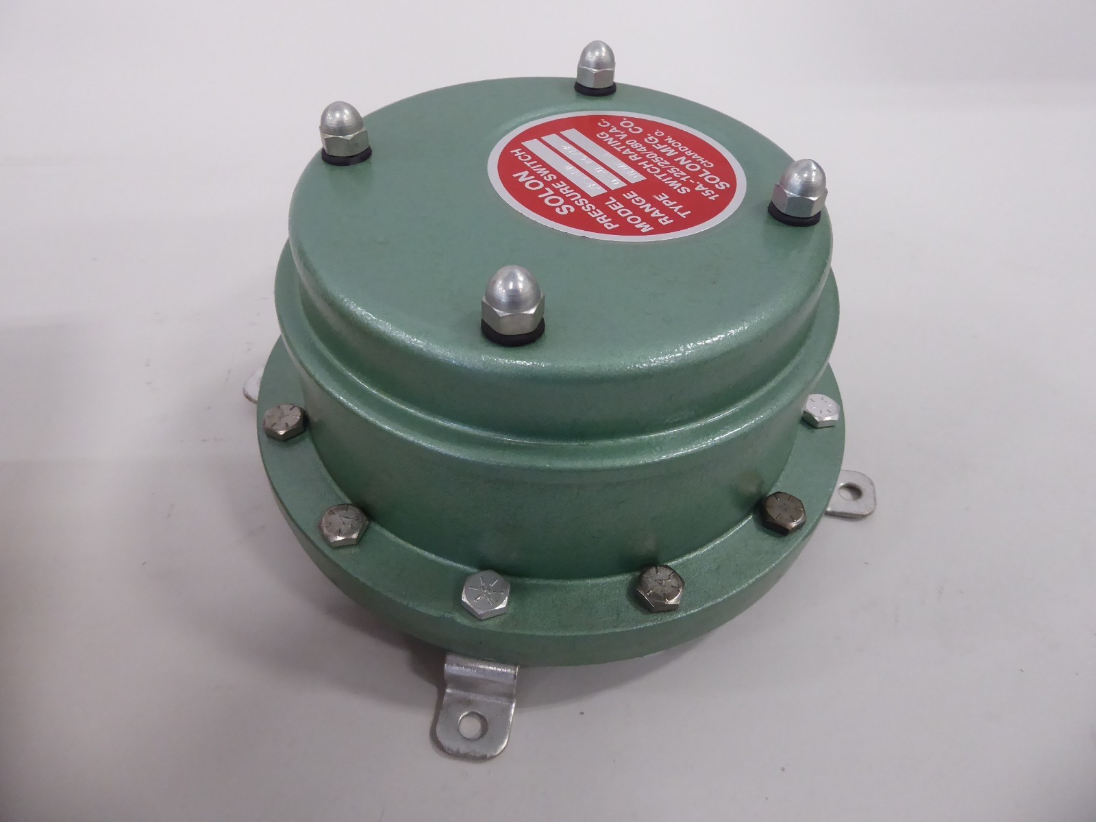 Solon 7PS1-DW Pressure Switch 0-30 WC/DP Range 15A 125/250/480V Nema 4