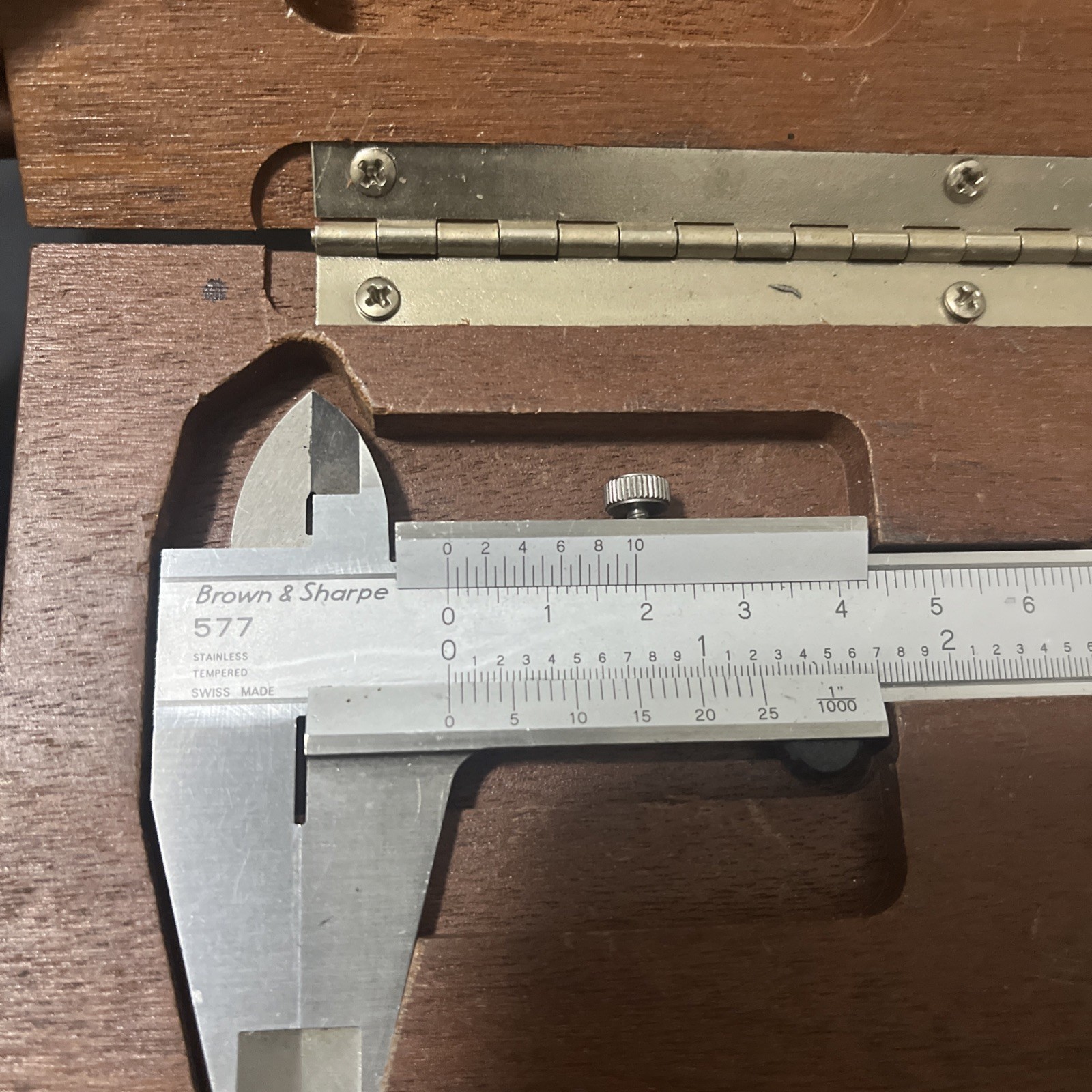 brown and sharpe vernier caliper 577 W/case 7”