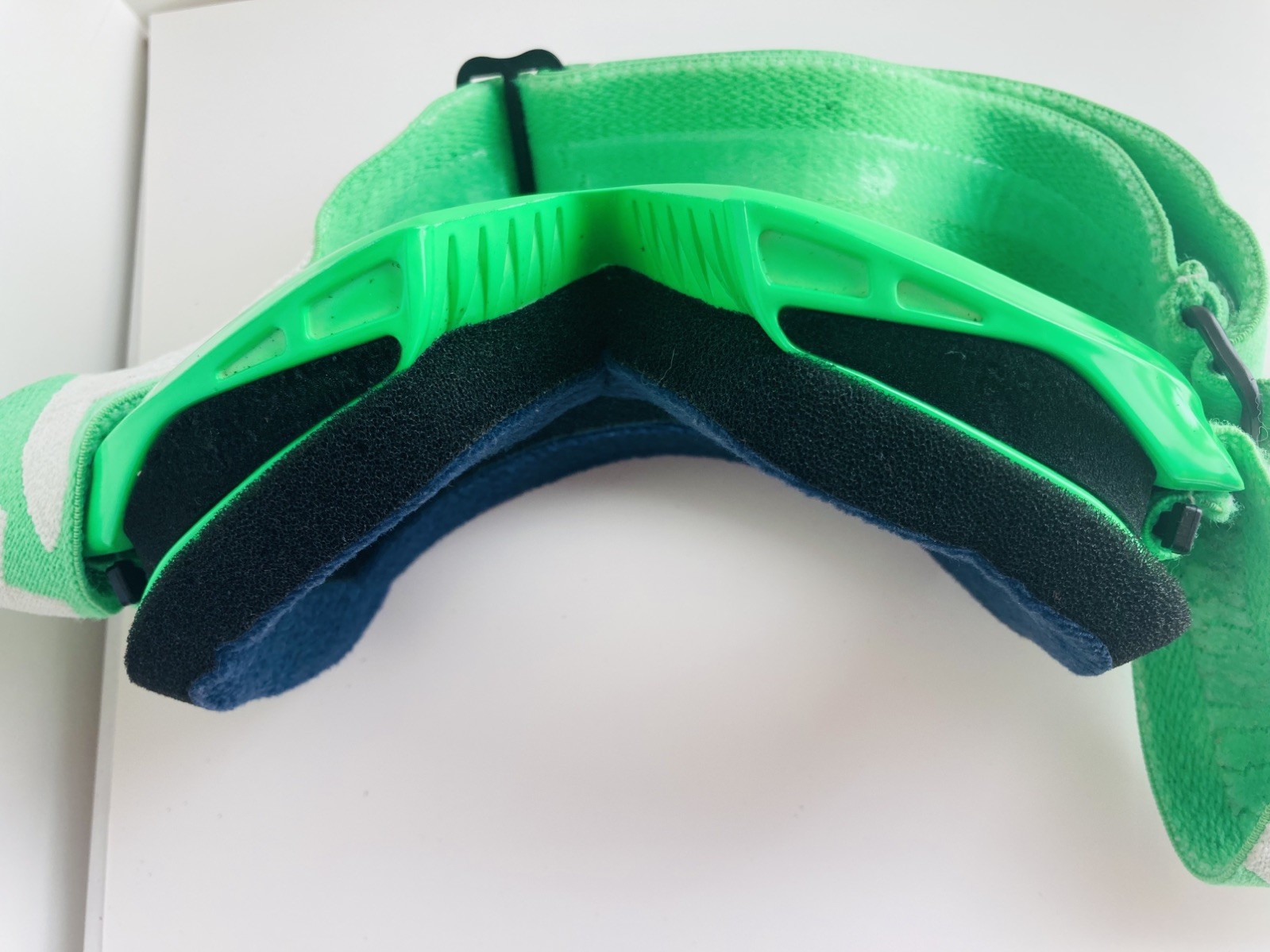 Spy+ Adjustable Full Rim Goggles Neon Green Plastic Padded Frame clear Lens J10