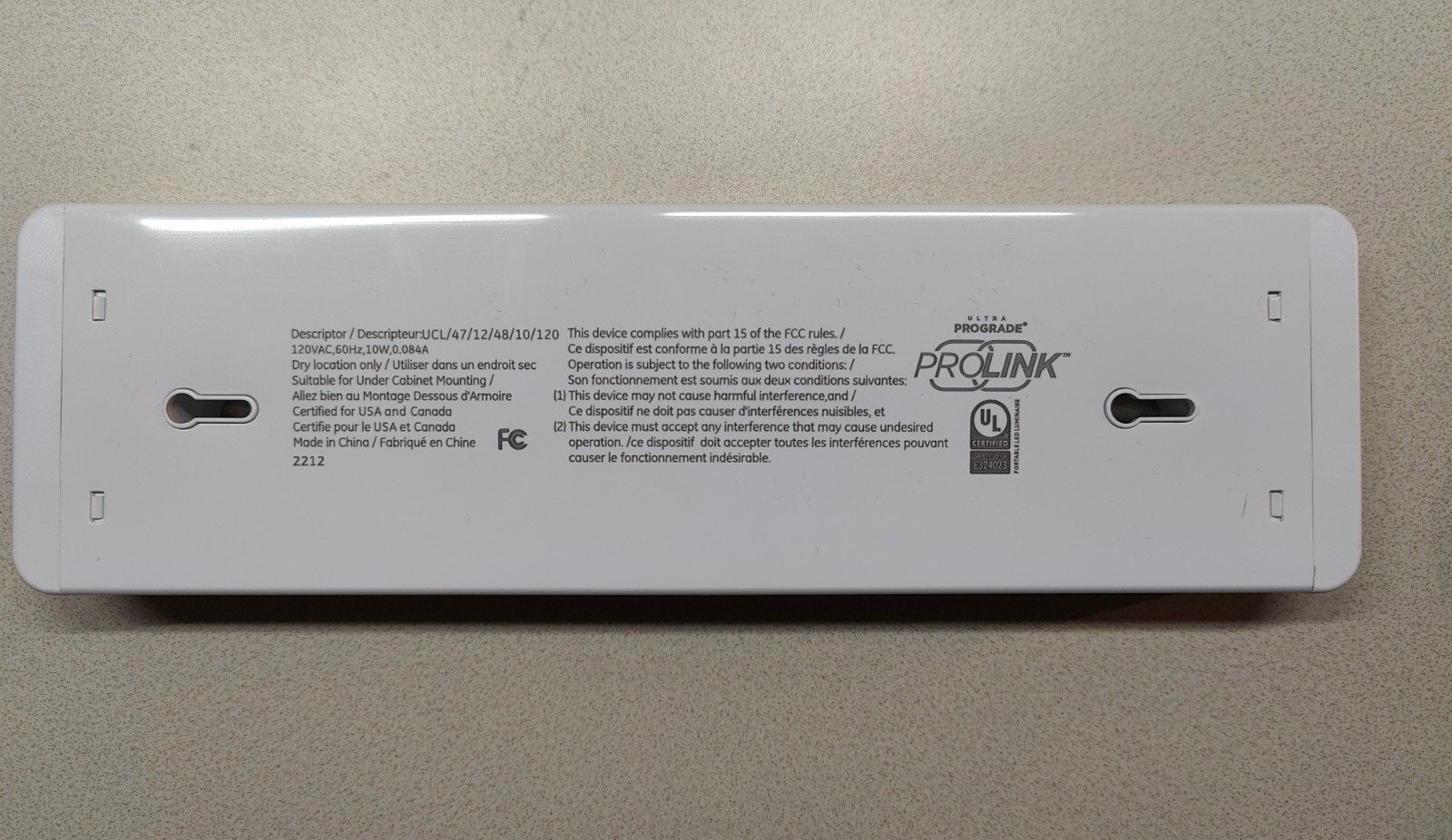 ULTRA PROGRADE ProLink Plugin 12" LED White Under Cabinet Light. No Plugin Cable
