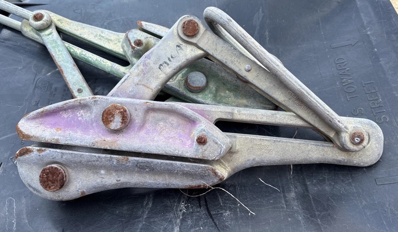 Klein Tools 1628-30 Chicago Grip for Large Diameter Conductors 20k Lb Load.
