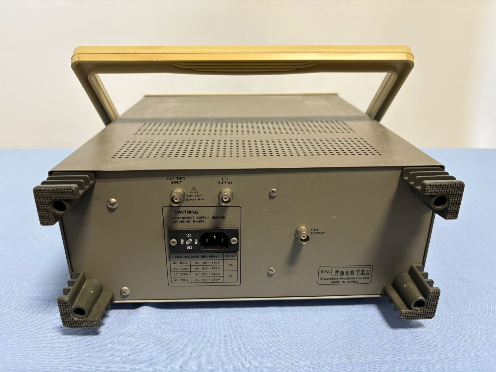 Goldstar OS-9020G 20 MHz Oscilloscope