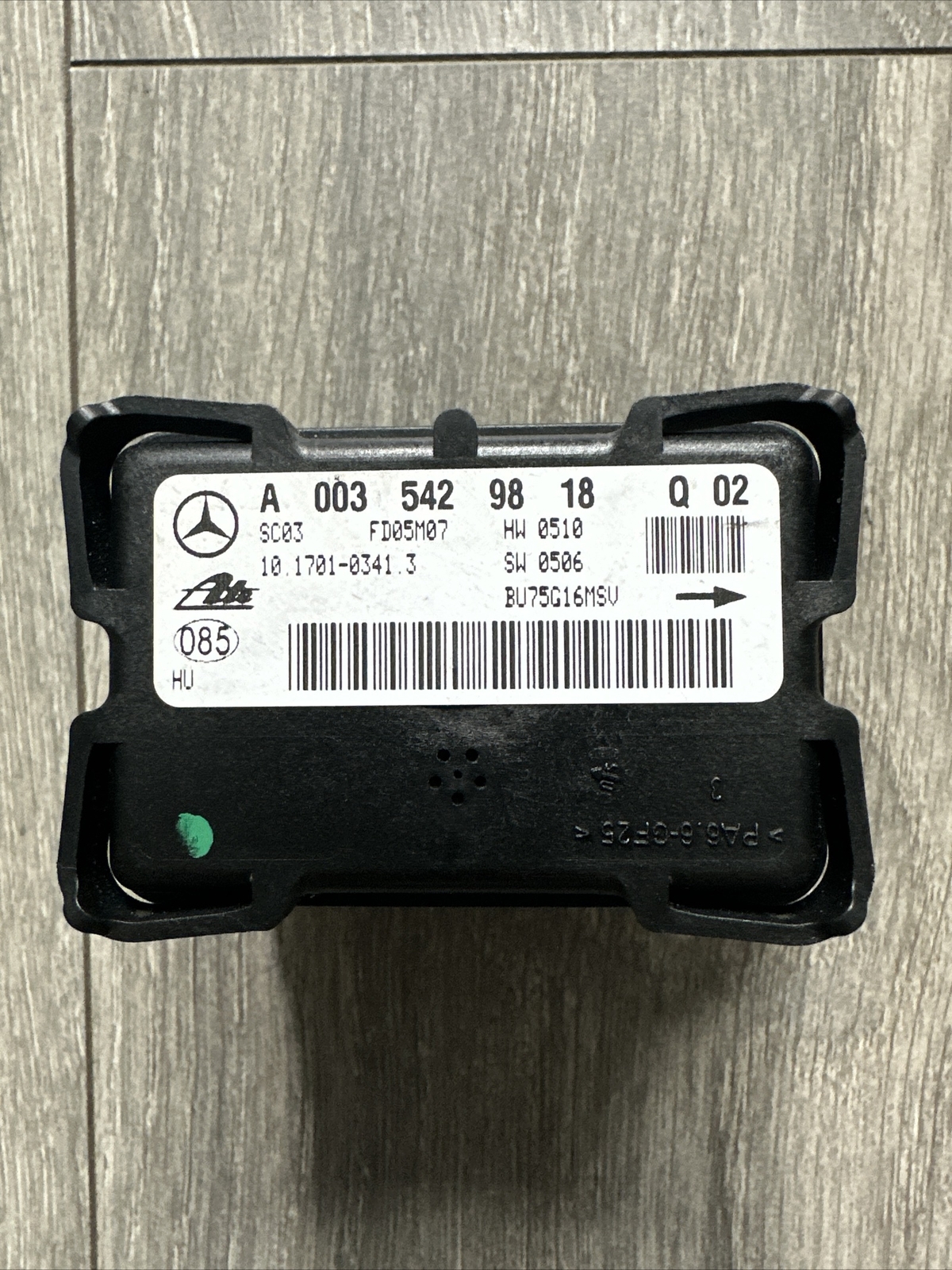 2006 MERCEDES C280 SPEED YAW TURN RATE SENSOR MODULE A003 542 98 18 Q 02
