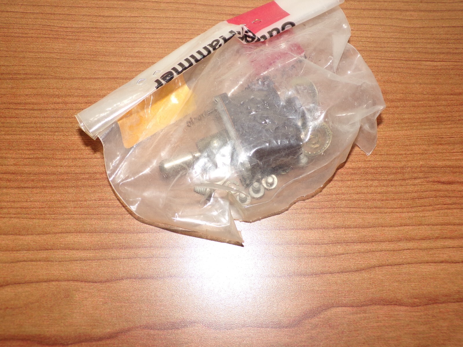 Eaton Cutler Hammer Aircraft Toggle Micro Switch MS24524-21