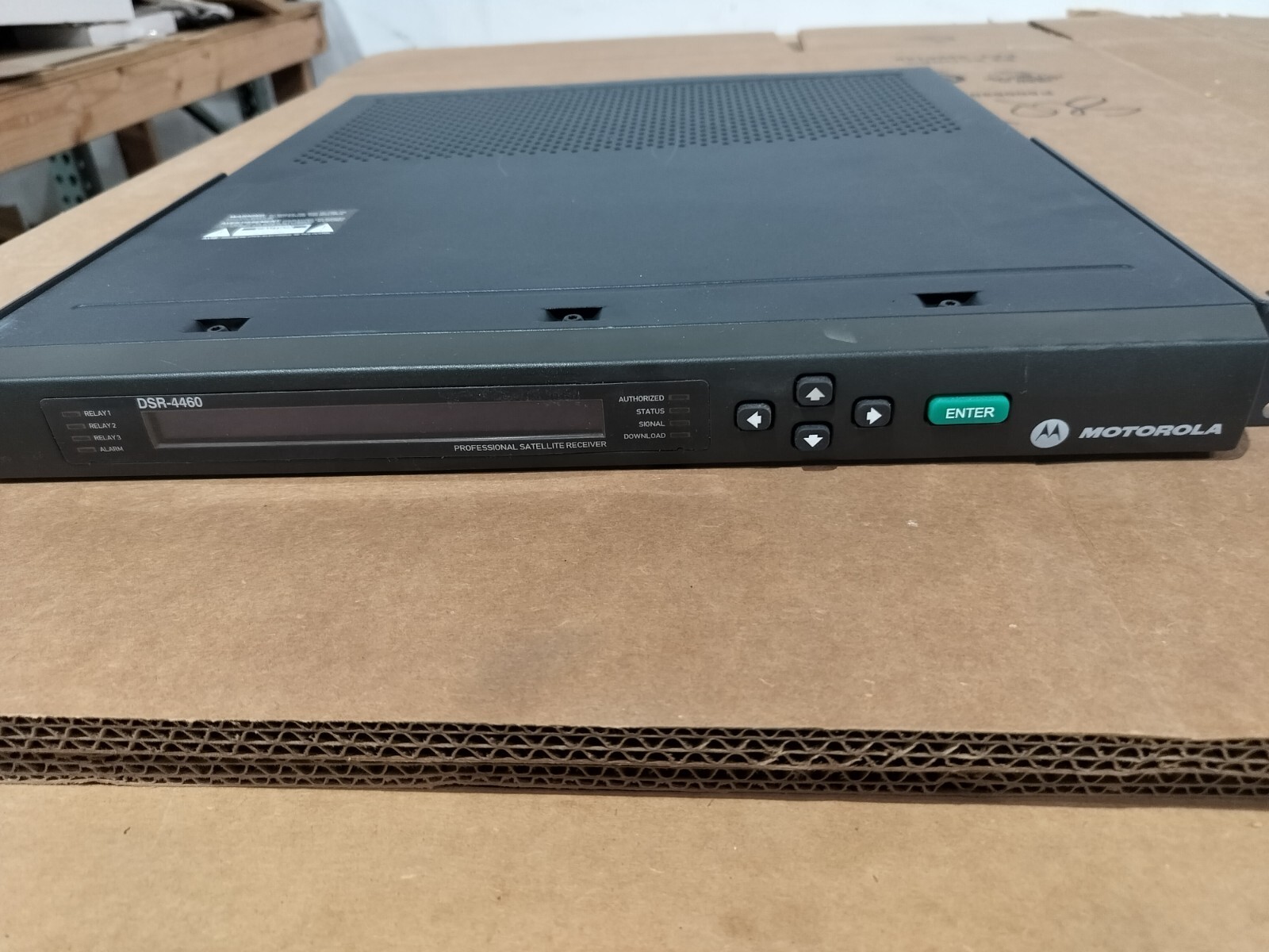 MOTOROLA DSR-4440 Commercial Integrated Receiver/Decoder