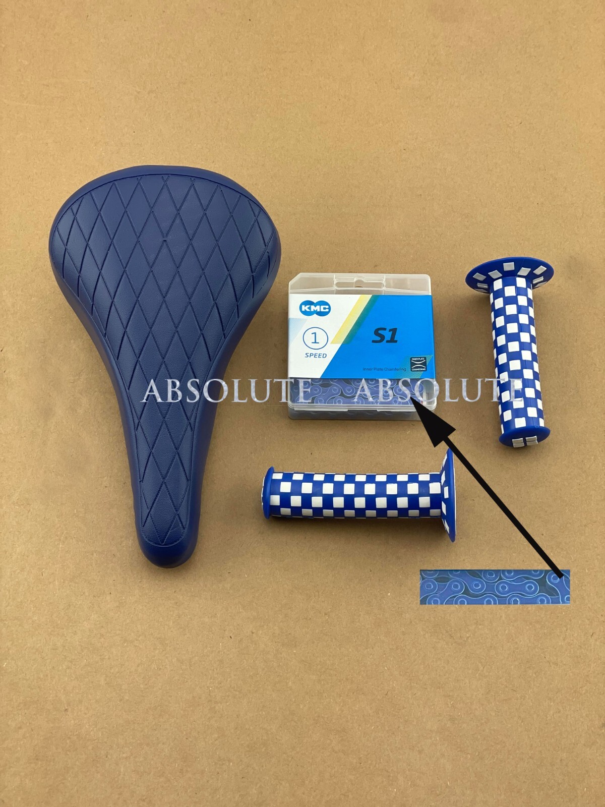 BLUE DIAMOND STITCHED BMX BIKE SADDLE W/ BMX KMC CHAIN &BLUE/WHITE CHECKER GRIPS