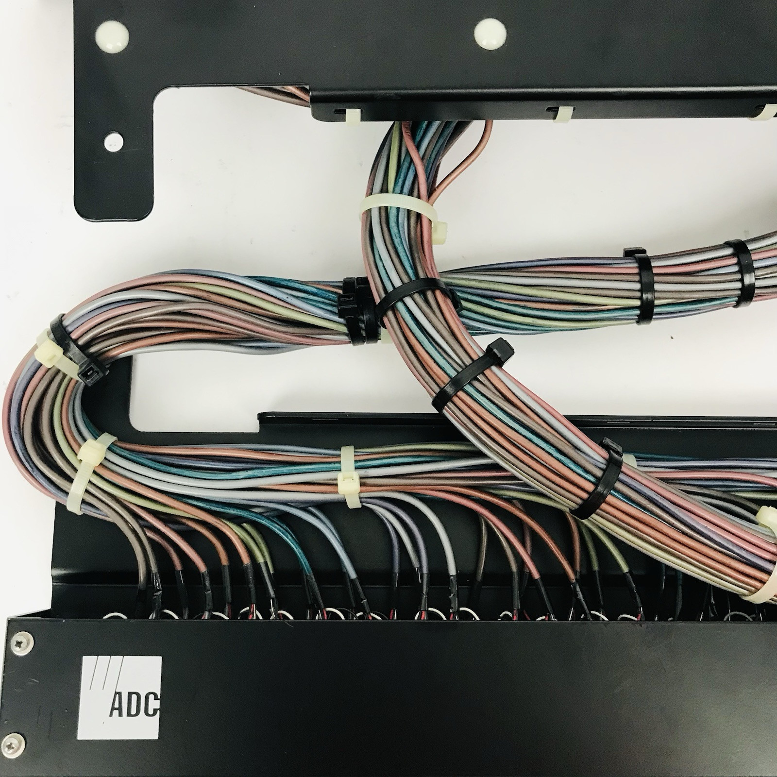 ADC Ultrapatch 48 Point TT Patchbay Panel Cables Pro Patch Bay BJF107-4MKIV