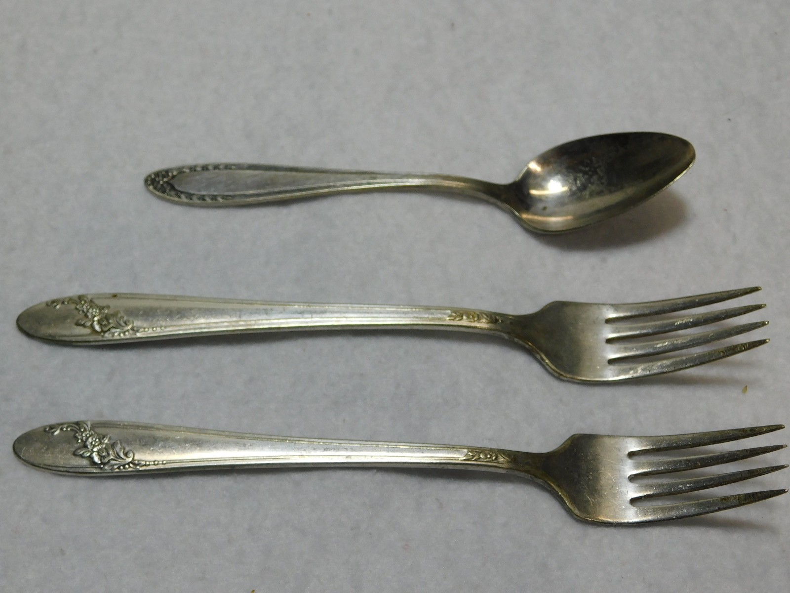 Lot of 3 Vintage Oneida Community Flatware. 2 Tudor Plate Forks + Par Spoon