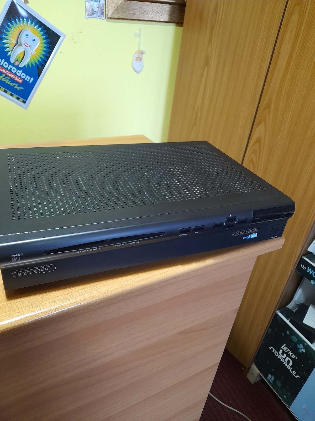 GOLD BOX DECODER MODEL SMB 2700