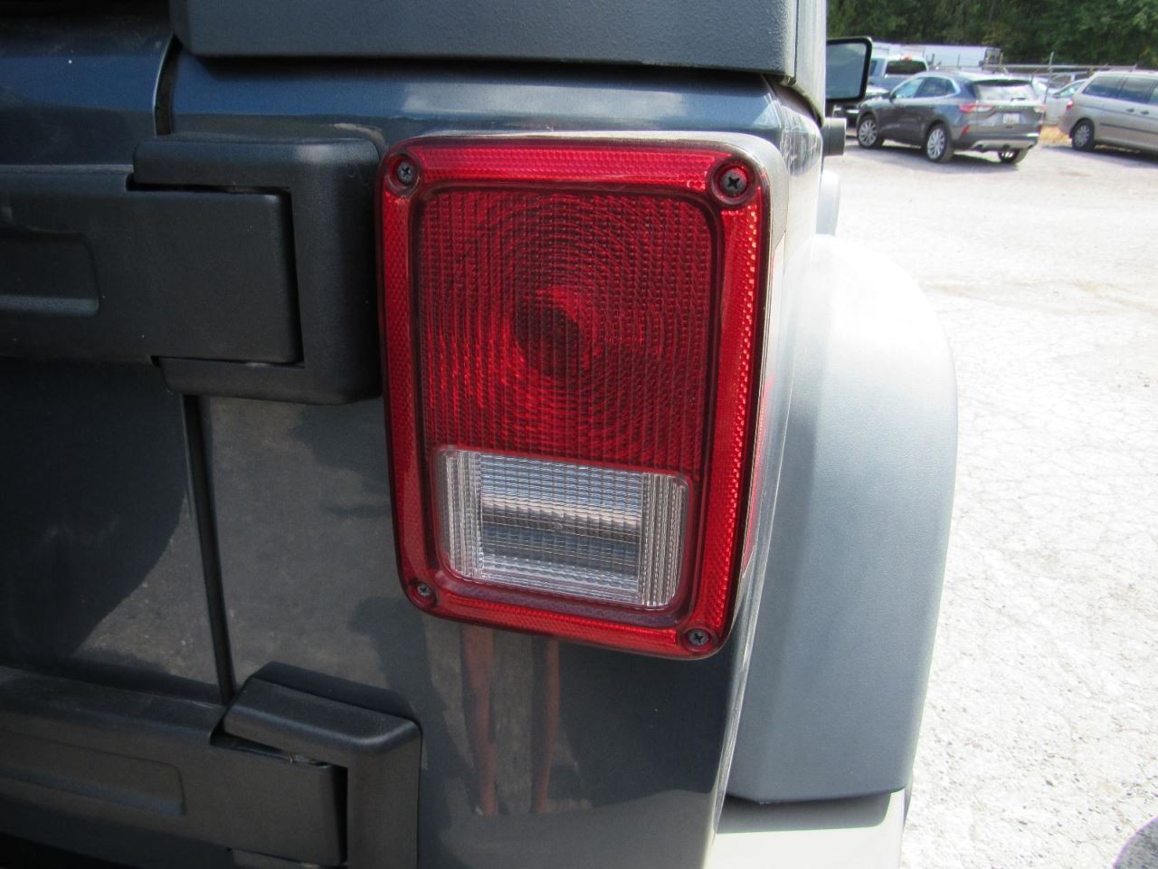 TJ 2008 Glove Box 1075297