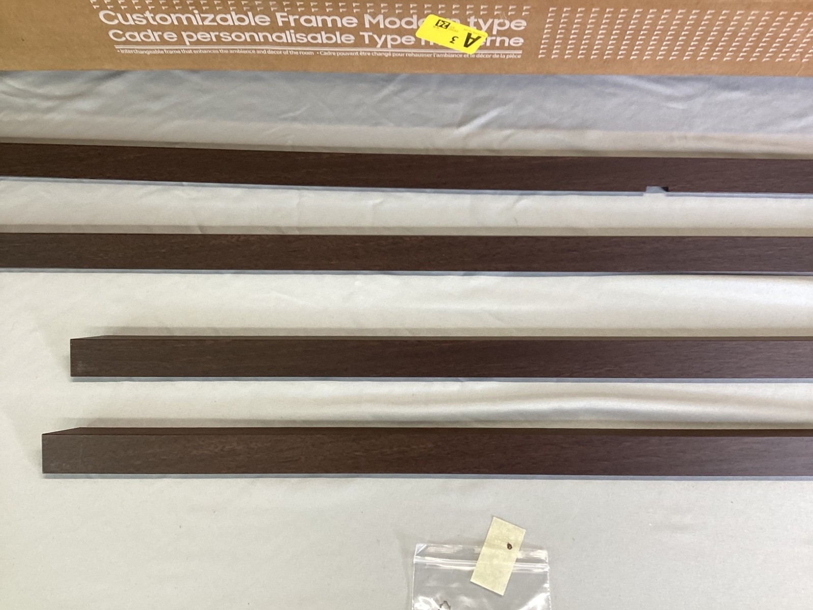Samsung VG-SCFF65BWBZA 65" The Frame Customizable Bezel - Modern Brown - READ
