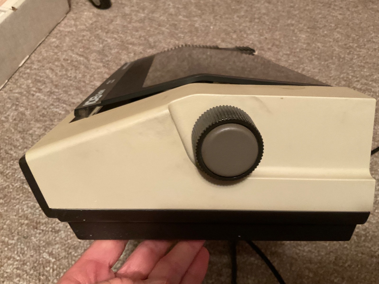 Commodore MPS801 Dot Matrix Printer - RARE - C64 Powers Up