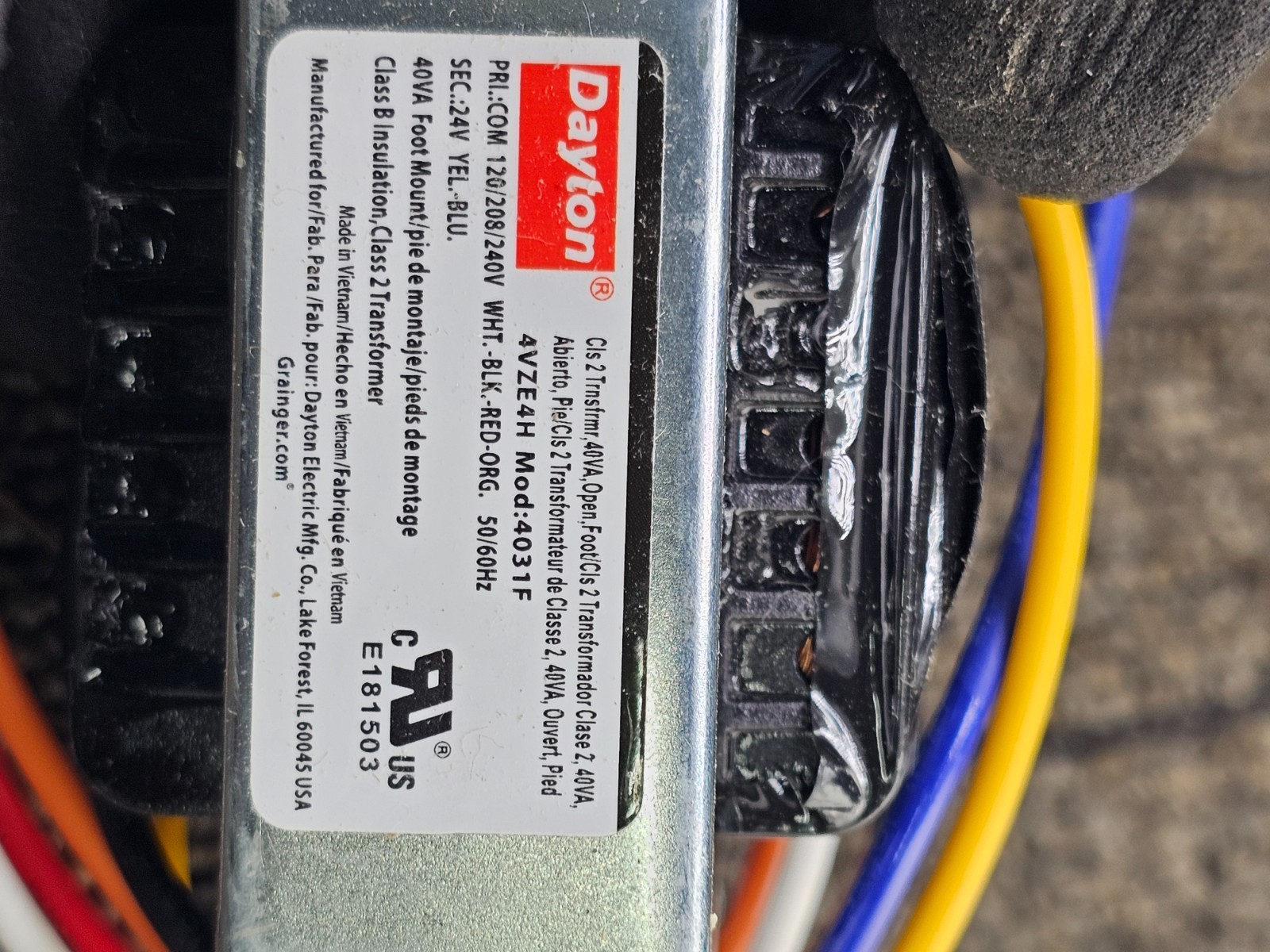 DAYTON 4VZE4H: CLASS 2 TRANSFORMER 40VA, OPEN, FOOT MOUNT