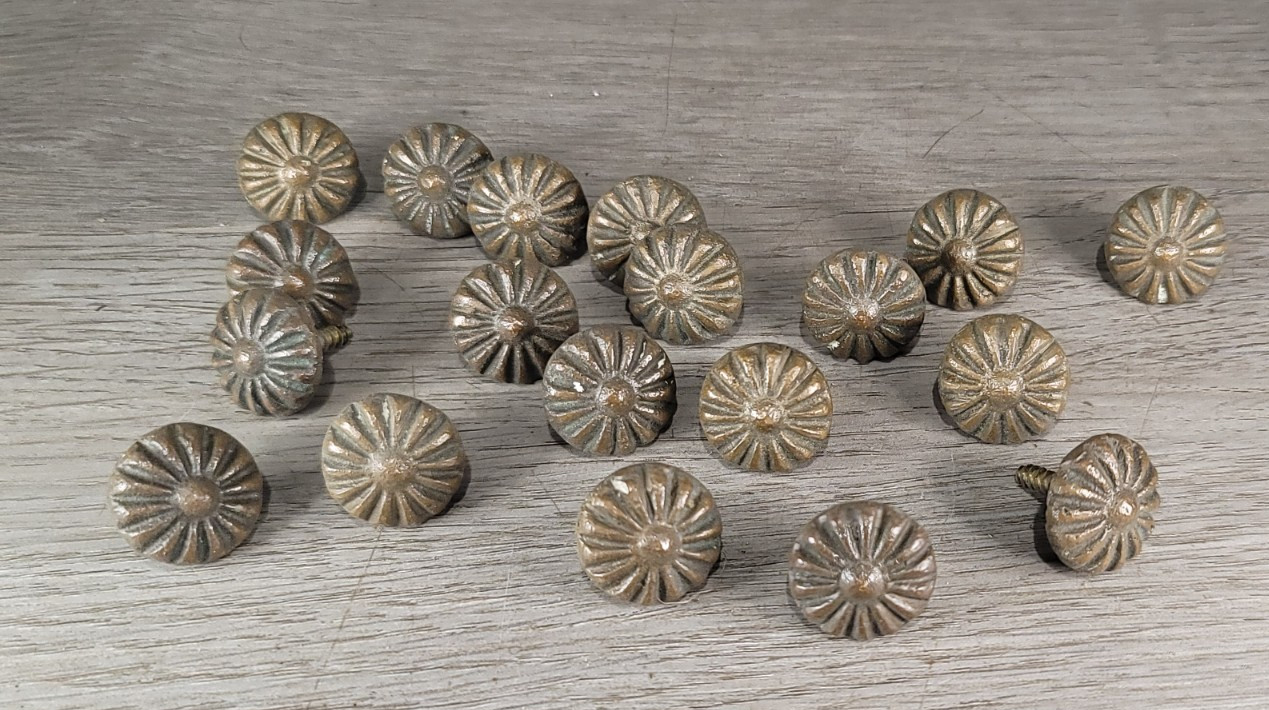 Vtg Mirror Rosettes Concho Rosette Pinwheel Parachute Daisey Threaded HD 3/4"