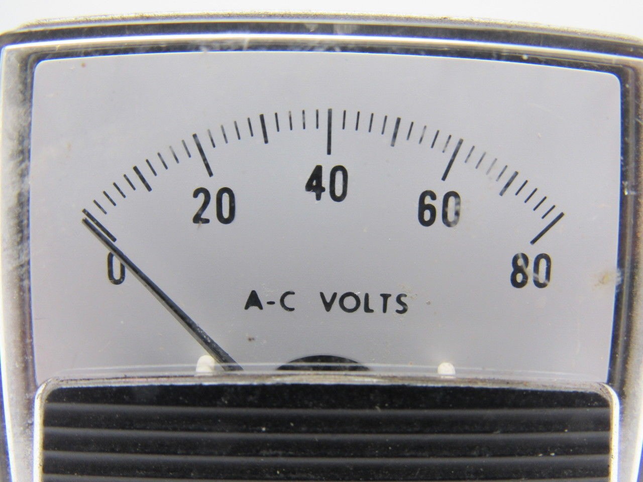 YEW 250109FAZZ 0-80 VOLT Voltage Meter Surface Mount Lot/2