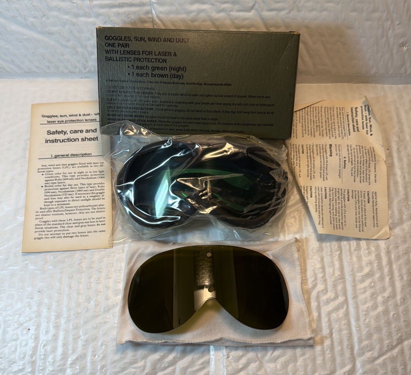 1974 US Military Goggle sun wind dust ballistic laser lens In Original Box