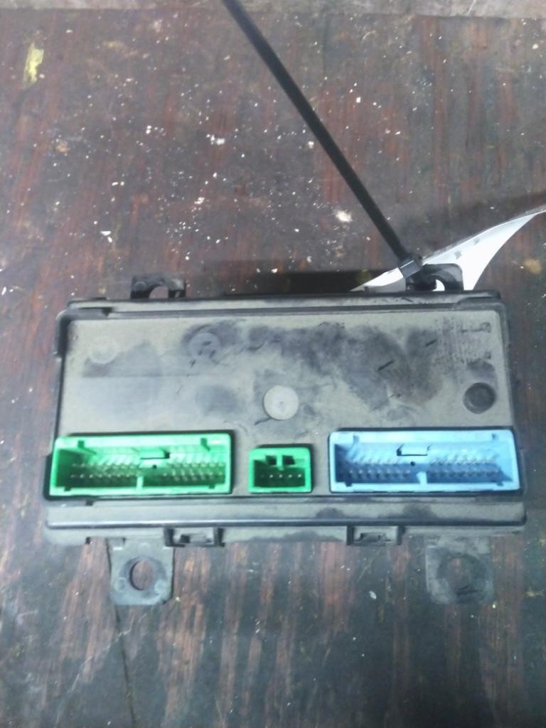 Replaces 21083375-P08 2012 VOLVO VNL CAB CONTROL UNIT MODULE ,  WA