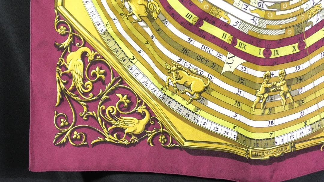 Hermes Large Scarf 90 Silk 100 D427