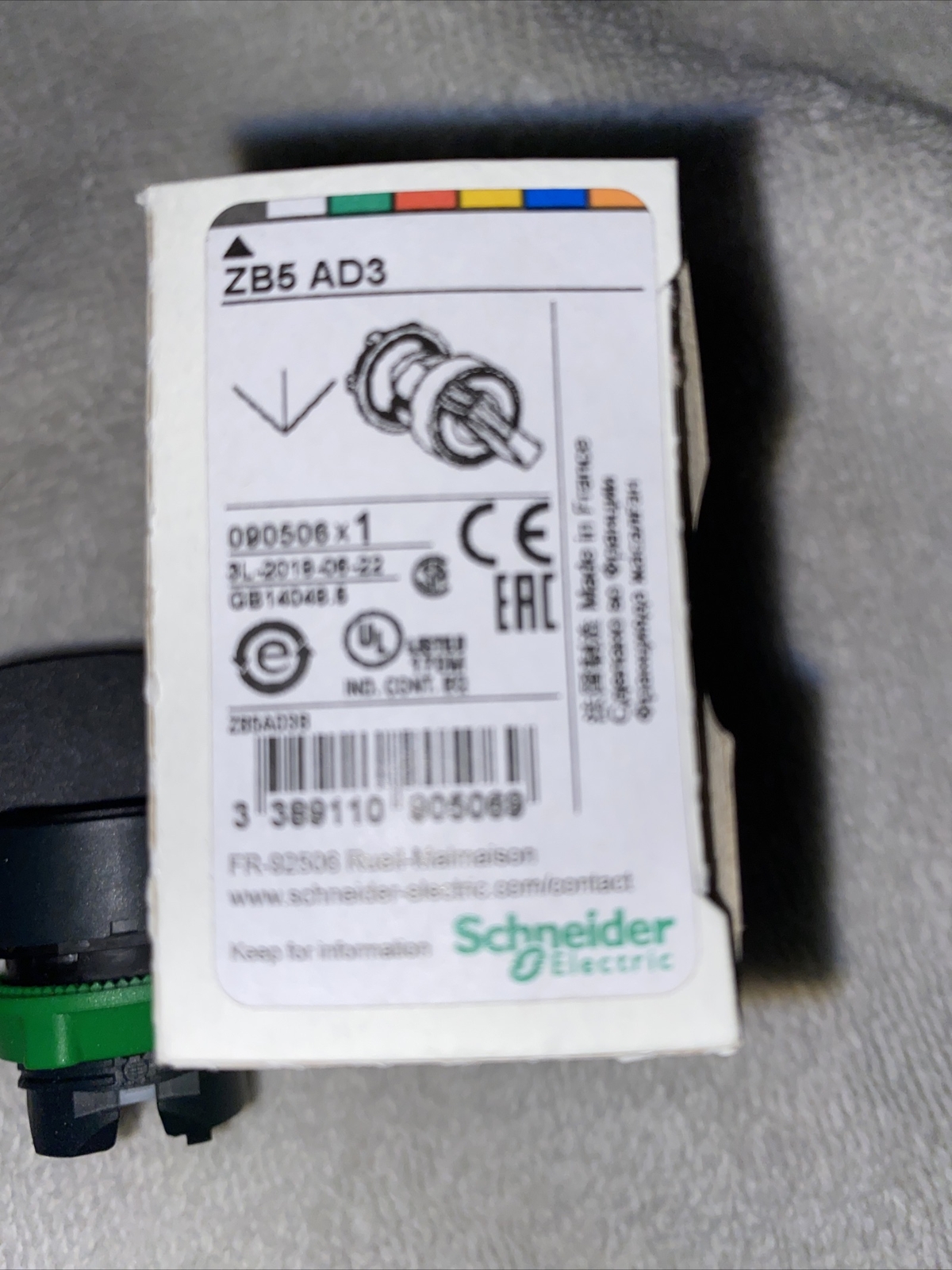 ZB5AD3 3 position selector switch New In Box