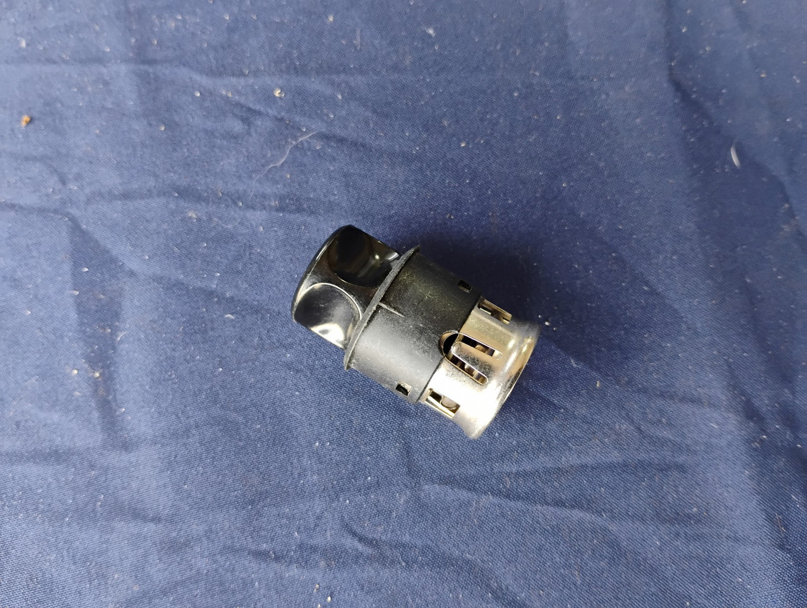 Genuine Mercedes W126 380SE 300SD 420SEL 560SEL Cigarette Lighter Fast Shipping