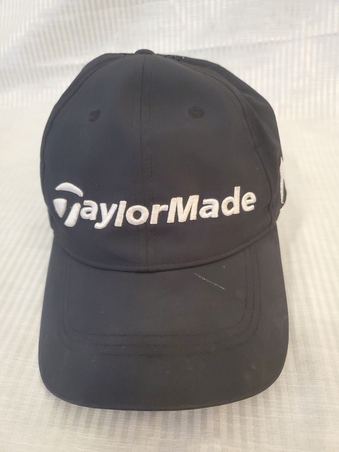 TaylorMade  TP5 Black Vented Golf Hat Cap Adjustable