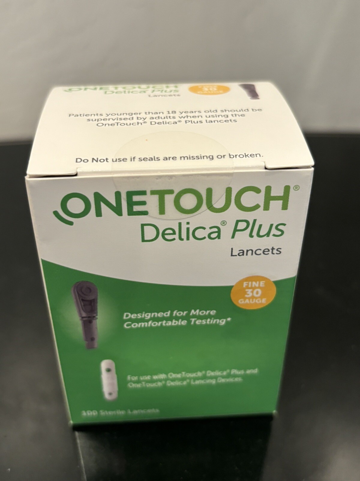 one touch delica plus 100 lancets Fine 30 Gauge EXPIRES 2028 - 01 - 31