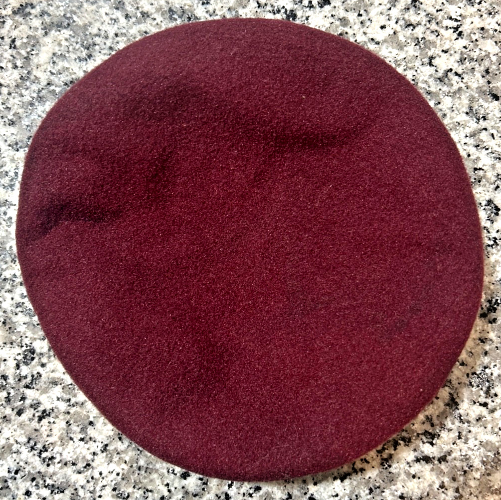 Iraq-War and post-war era Iraqi Airborne Special Forces Maroon Beret; Used; 56