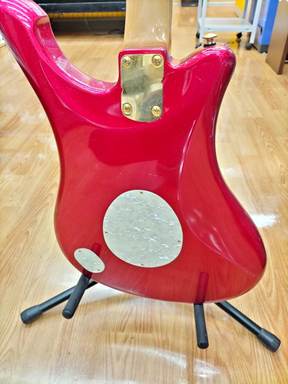 YAMAHA BJ-PRO electric guitar