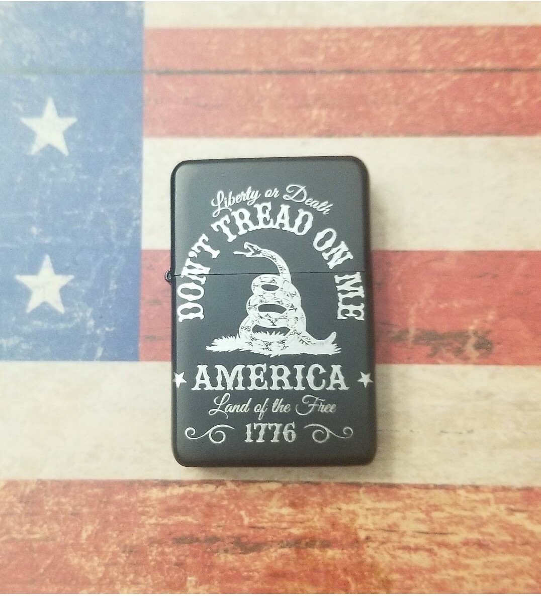 Dont Tread on Me 1776  laser engraved lighter BLACK Metal