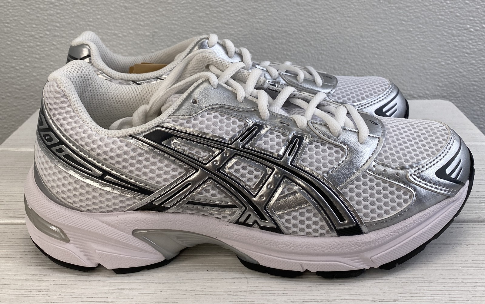 Asics Gel-1130 Unisex M6 W7.5 White/Pure Silver Mesh Athletic Running Sneakers