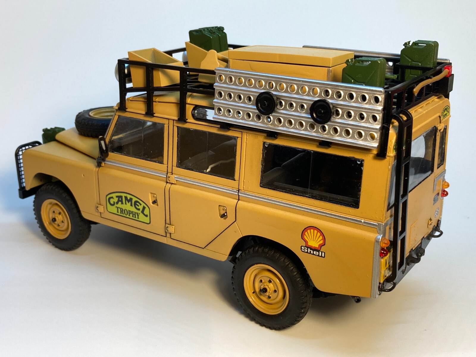 Camel Trophy Trans Kit For 1/24 Scale Land Rover Series IIl
