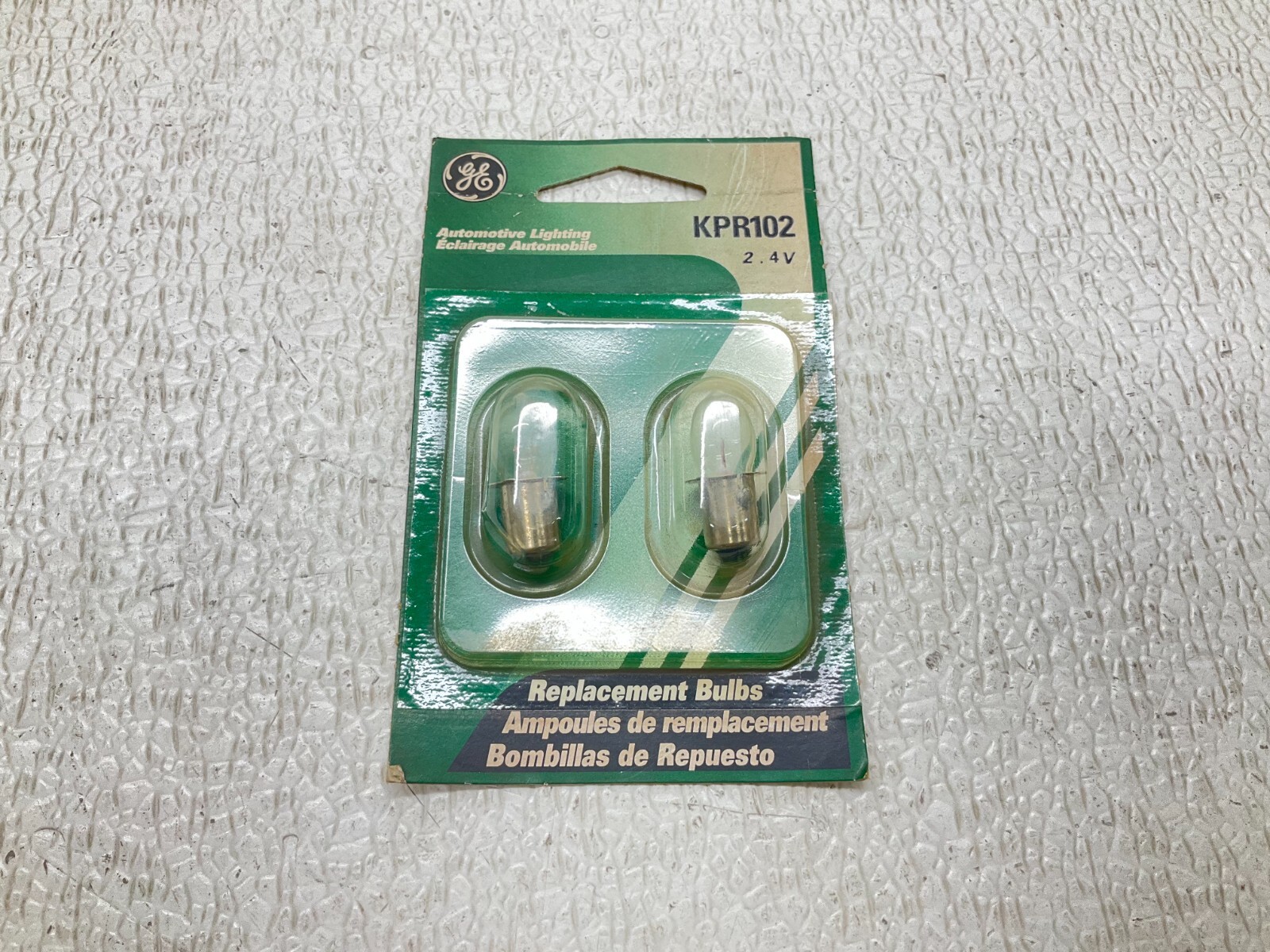 GE General Electric KPR102 Replacement Bulb 2.4 V Lot of 2 New (TSC)
