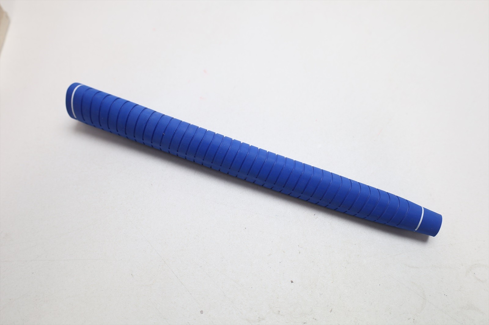New Axis 1 Golf Lamkin Deep Etched Putter Grip Blue/White