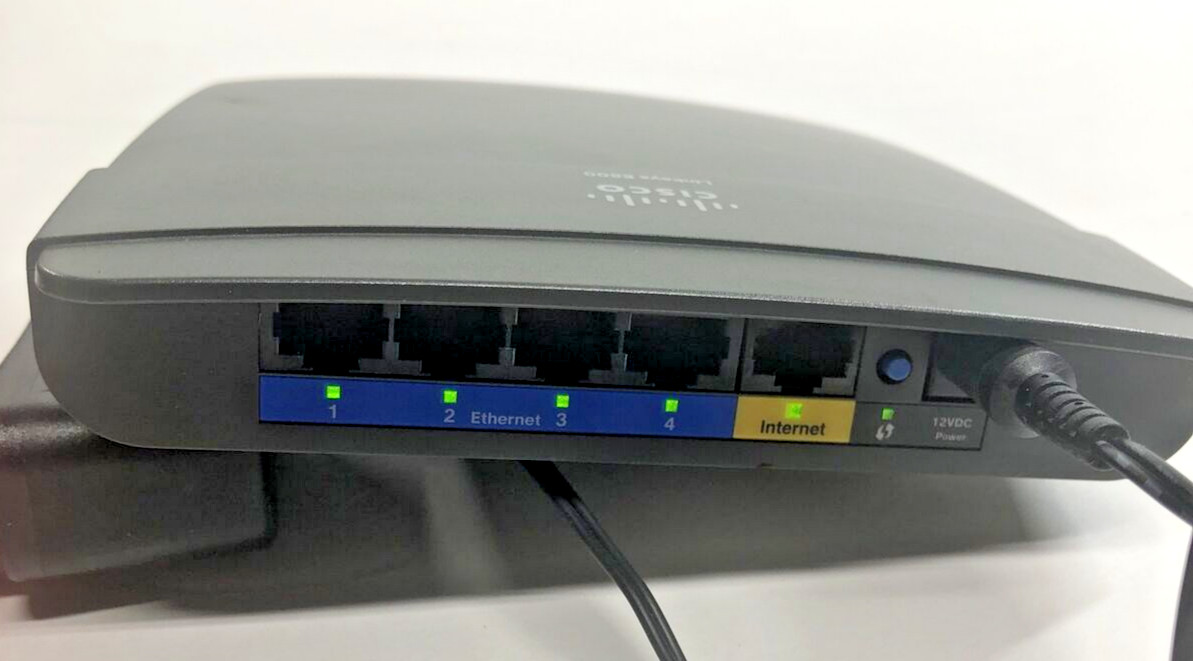 Cisco Linksys E800 Wireless Wi-Fi Router