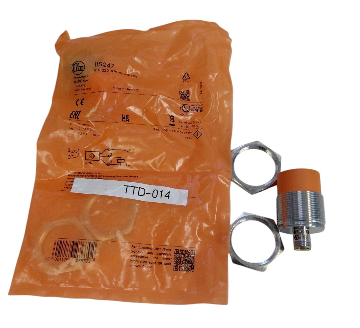 IFM IIS247 Inductive Proximity Sensor M30 10-30V DC Flush Mount 3-Pin IO-Link