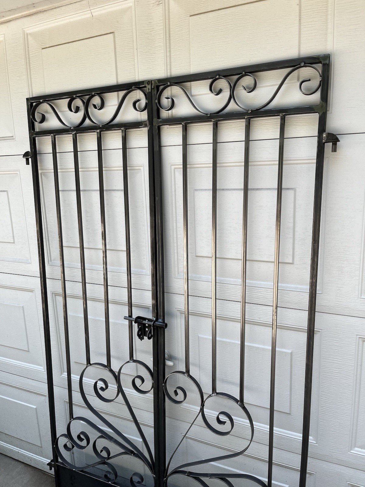 Decorative Metal Scroll Garden Gate