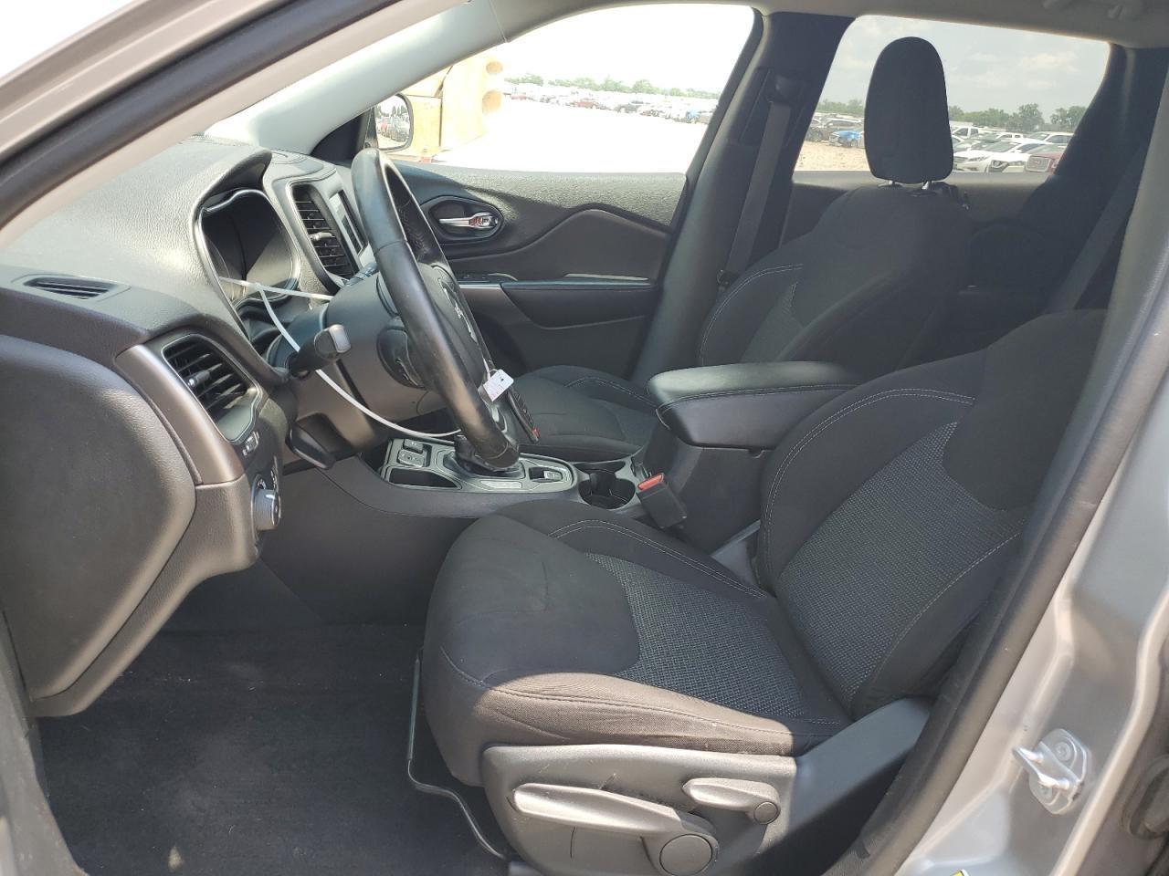 Used Automatic Transmission Shift Lever Assembly fits: 2019 Jeep Cherokee Grade