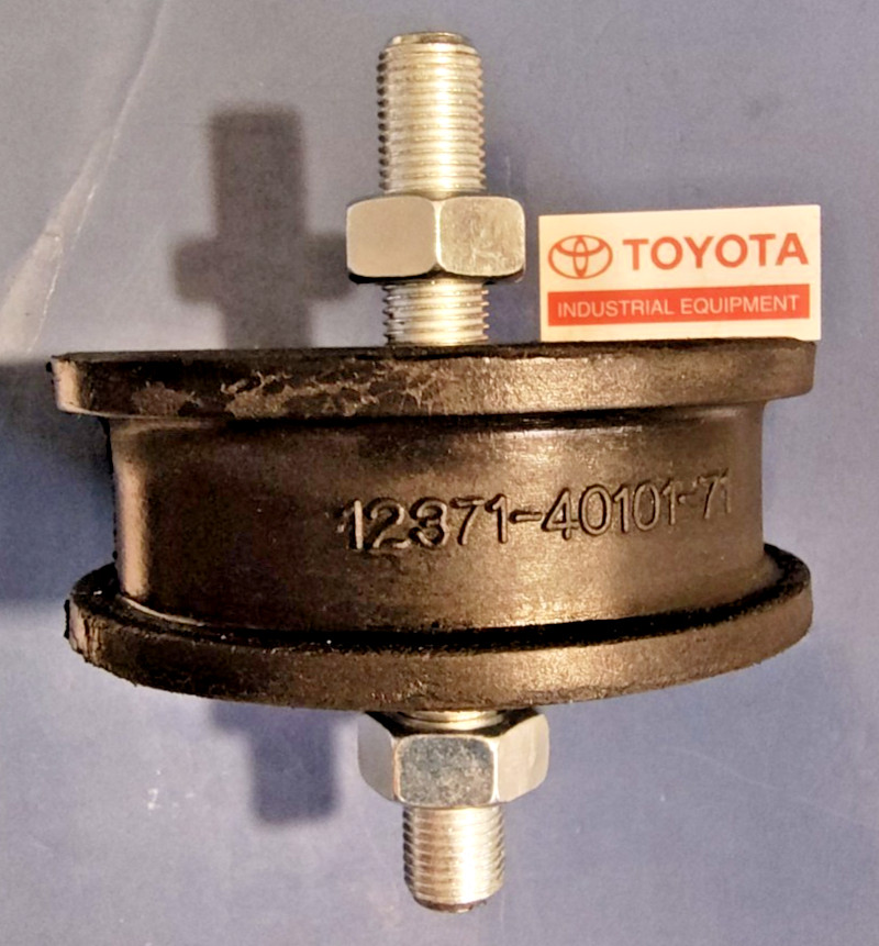 TOYOTA FORKLIFT 12371-40101-71 Engine Mounting Insulator MODEL 5/6FG