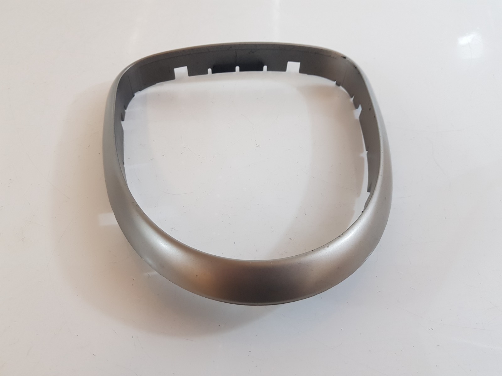 NISSAN QASHQAI J10 MK1 06-13 GEARSTICK GAITER SURROUND TRIM SILVER 96935 JD000